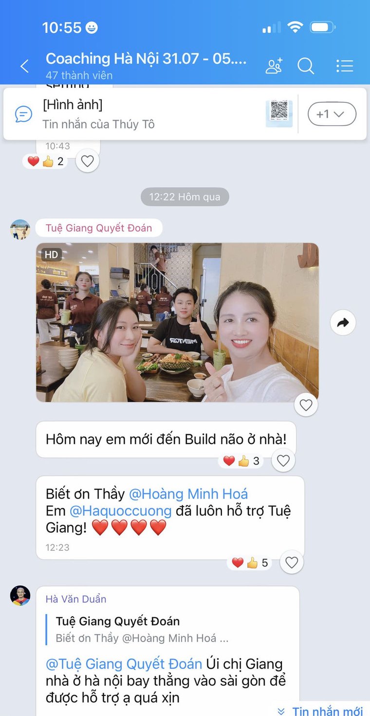 Học viên Tuệ Giang bay từ Hà Nội vào Sài Gòn để được hỗ trợ xây bộ não
